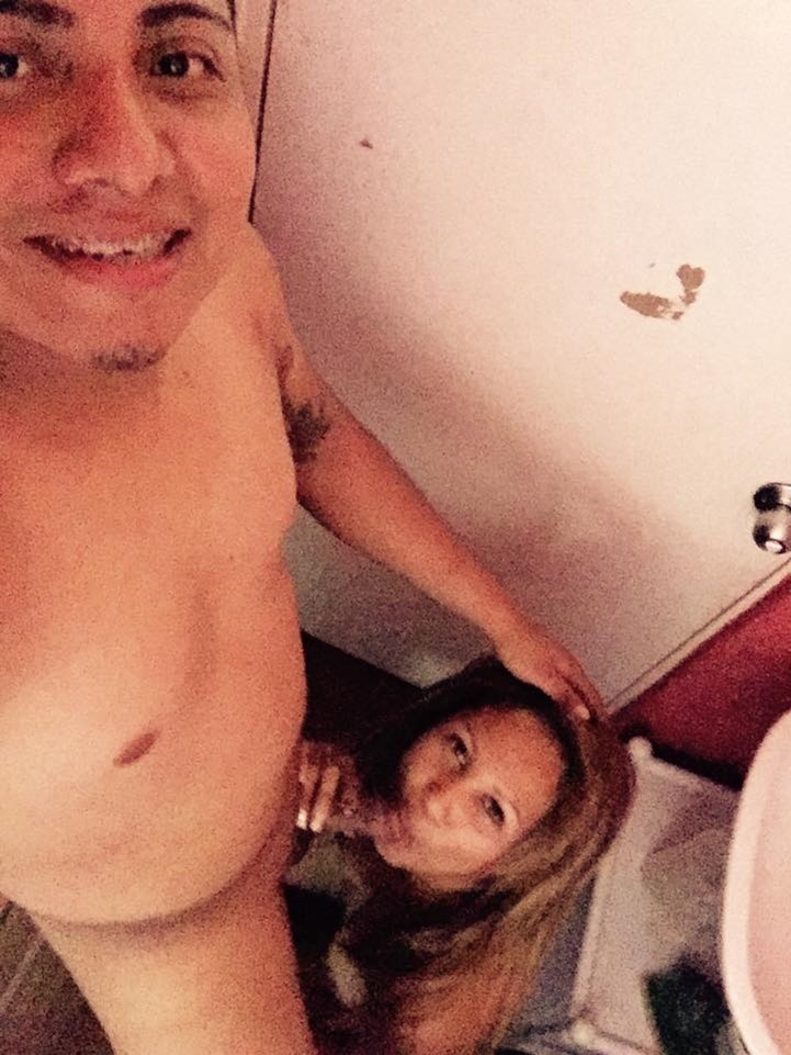 Fotos Porno de Chupando Polla de Putipobre madura y su pareja