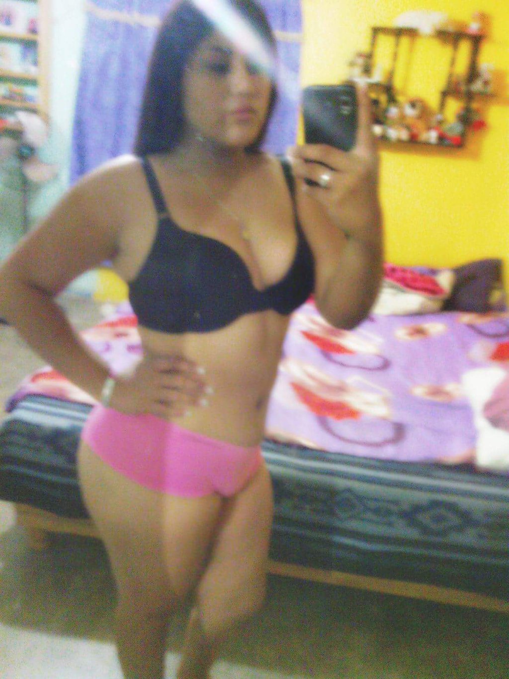 Fotos Porno de Chupando Polla de Reyna Toledo