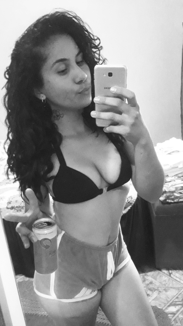 Fotos Porno de Culos de Novios posando después de culiar