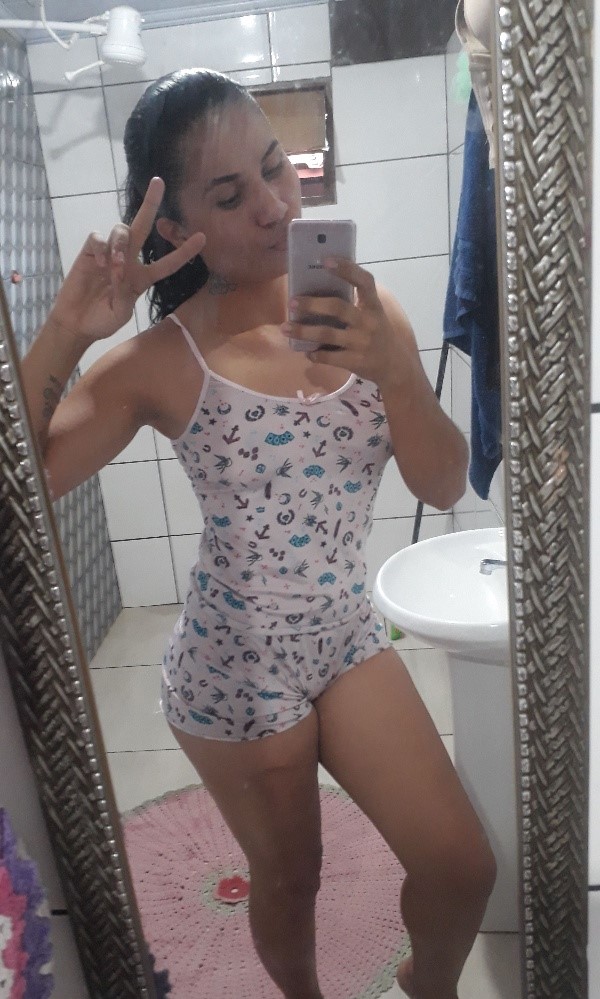 Fotos Porno de Culos de Novios posando después de culiar