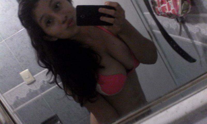 Fotos Porno de Tetas de Lorena