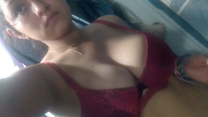 Fotos Porno de Tetas de Lorena