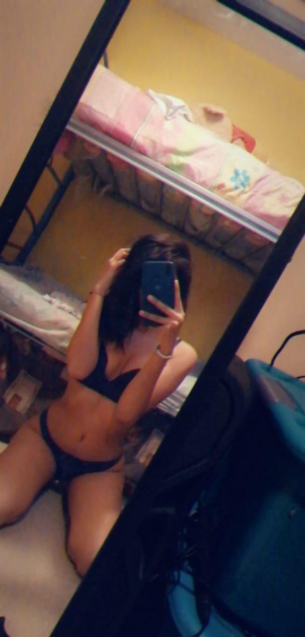 Fotos Porno de Adolescentes de Monserrat Gallardo