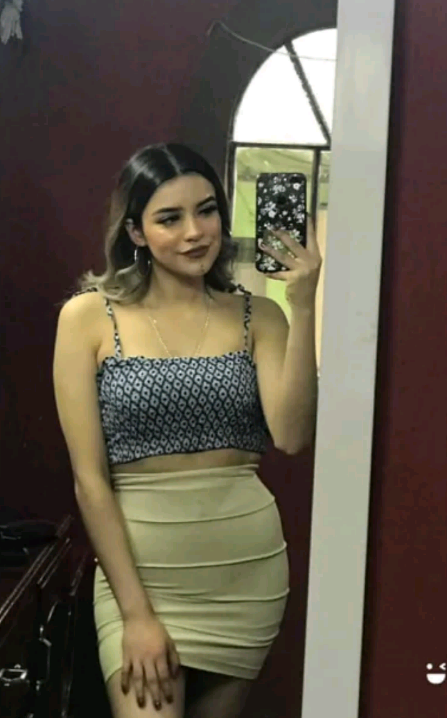 Fotos Porno de Delgadas de Yamileth