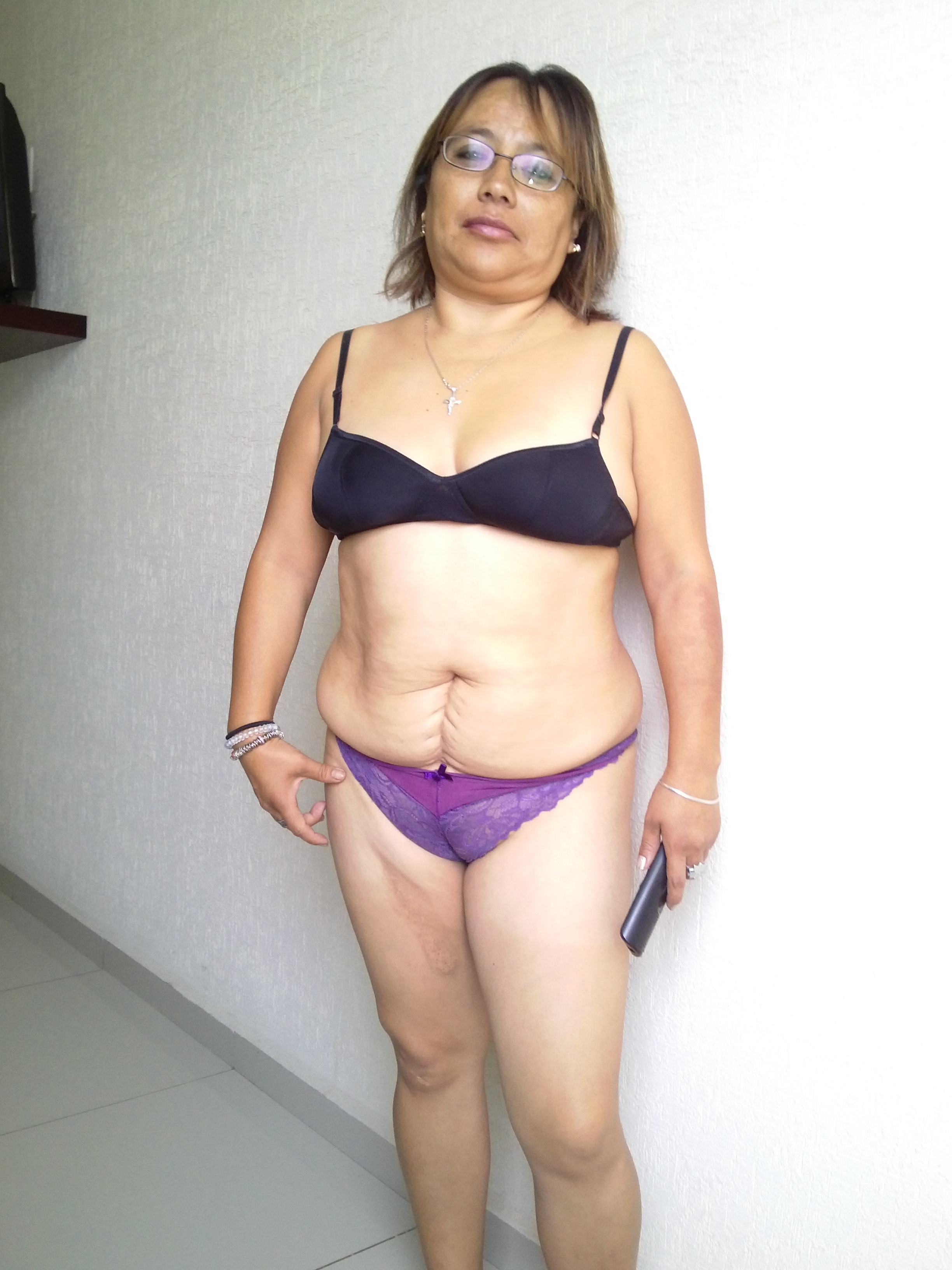 Fotos Porno de Culos de Adriana se desviste en el sofá
