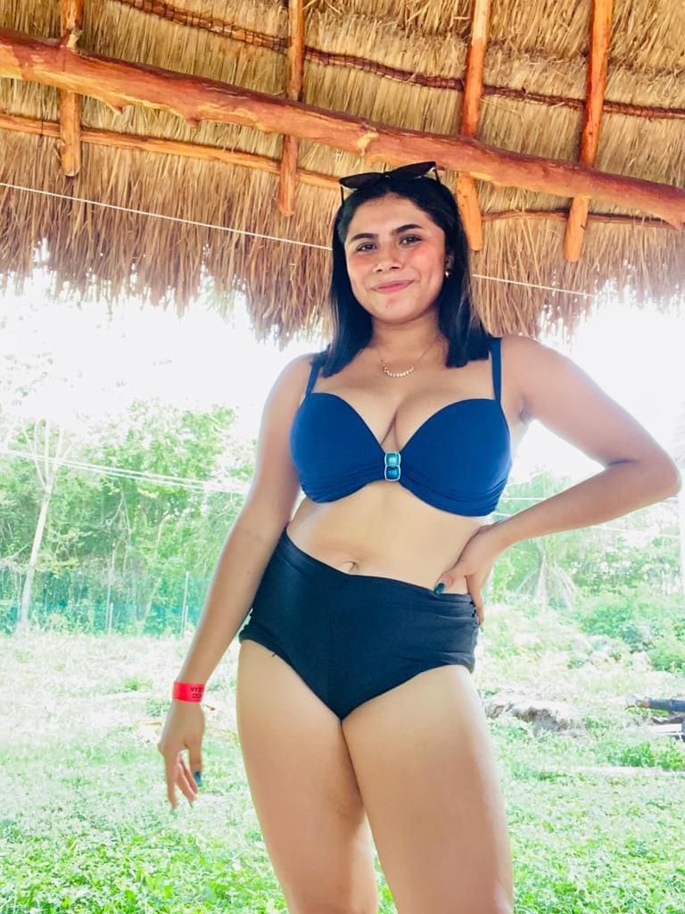 Fotos Porno de Baño de Mayte Garma